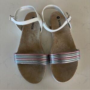 New Sprox girl’s Sandals Size: 2